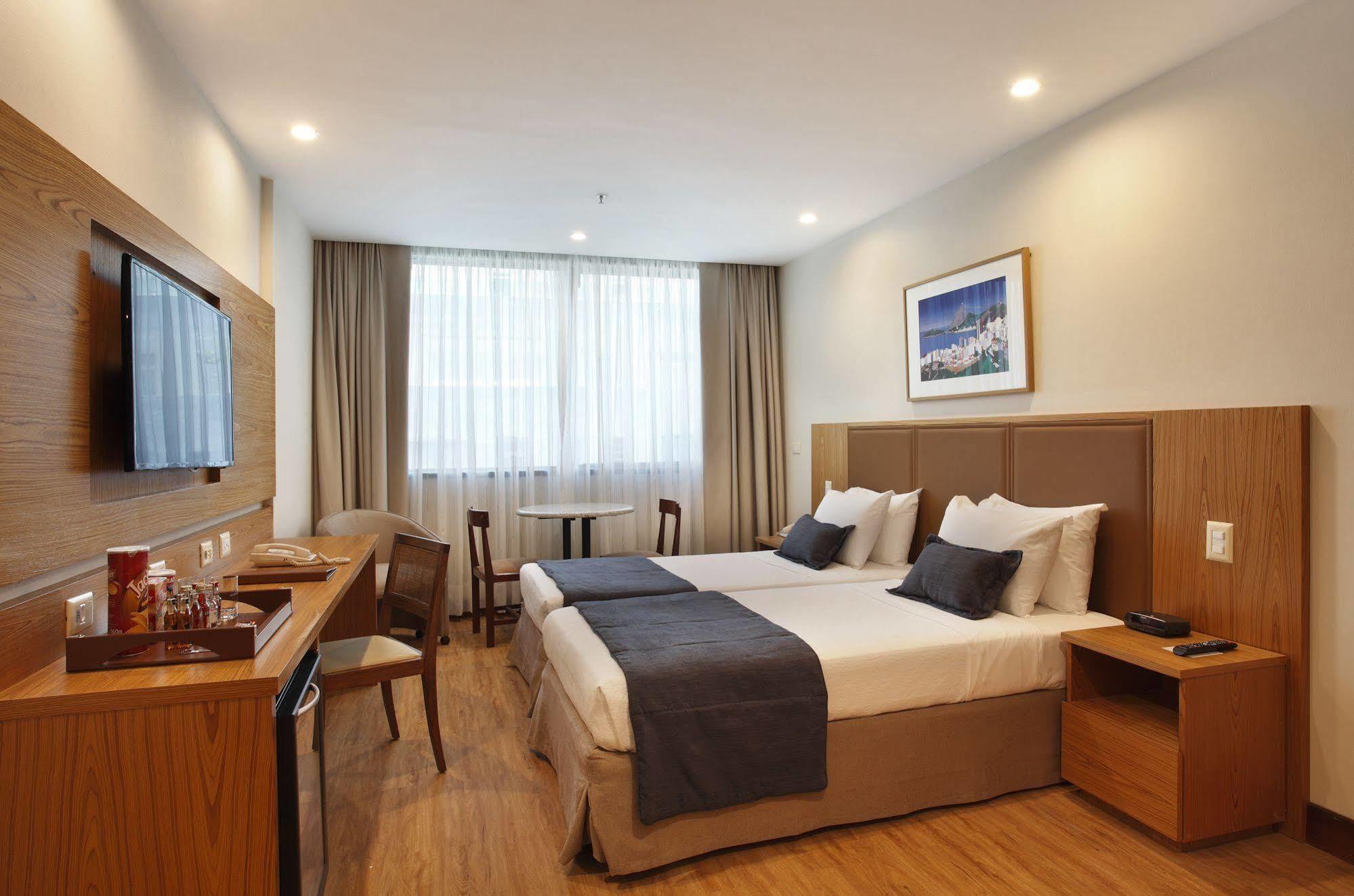 Windsor Excelsior Copacabana Hotel 4*